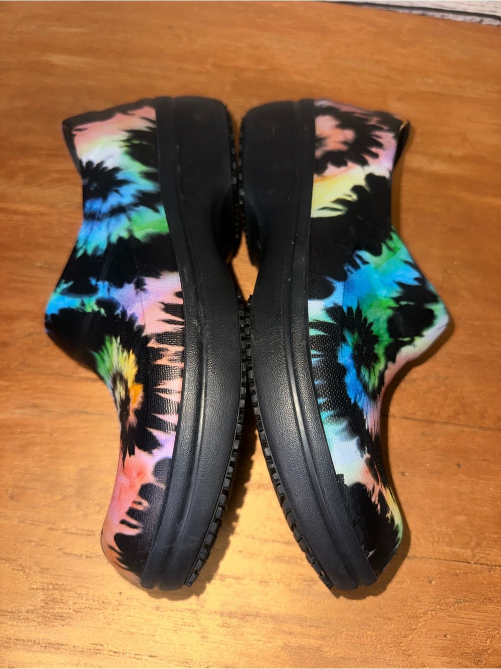 Crocs On-the-Clock Work Slip-On Clogs Rainbow Tie Dye Women’s 8 Men’s 6 - Picture 3 of 7
